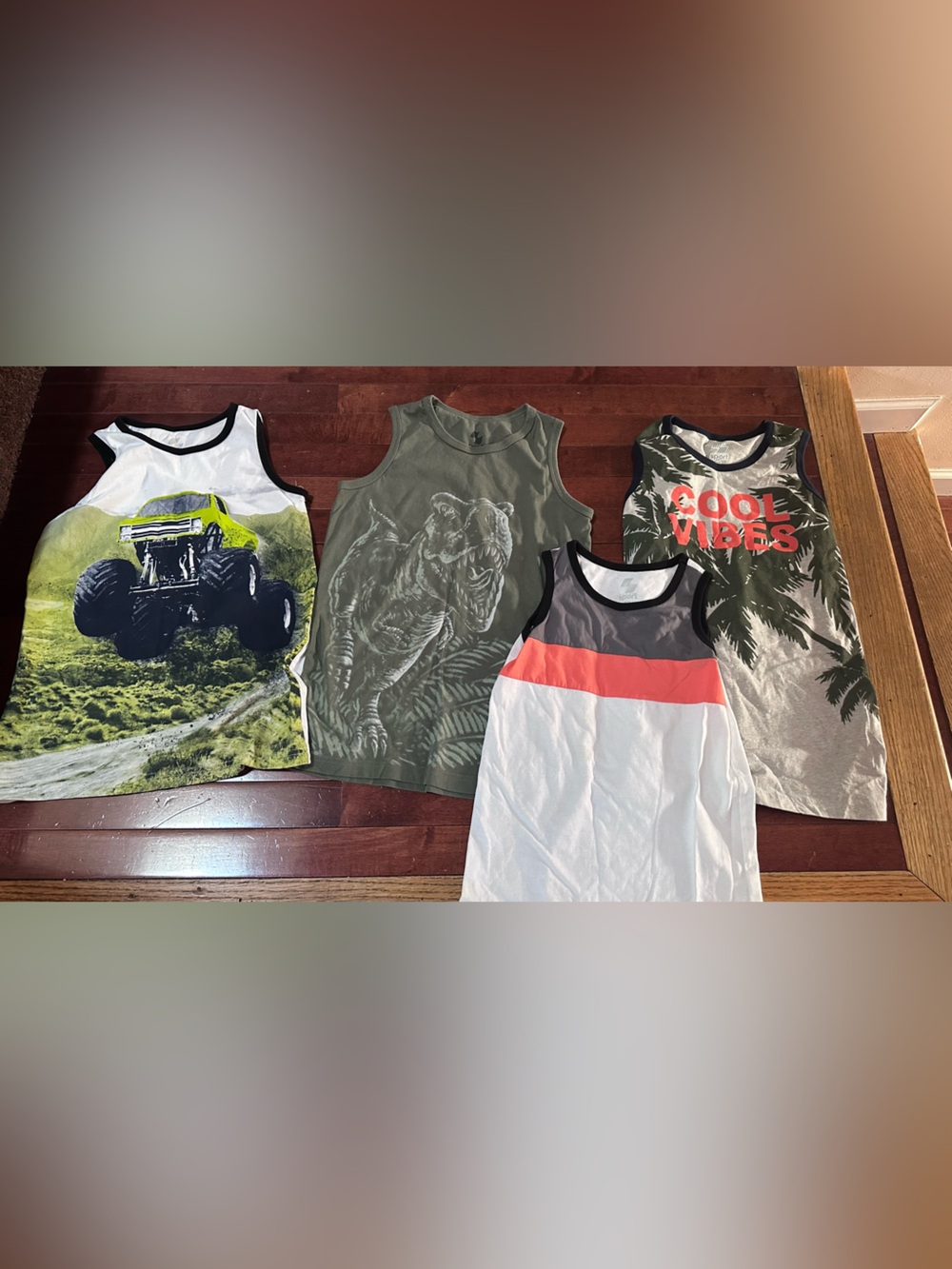4 Graphic Tank Tops